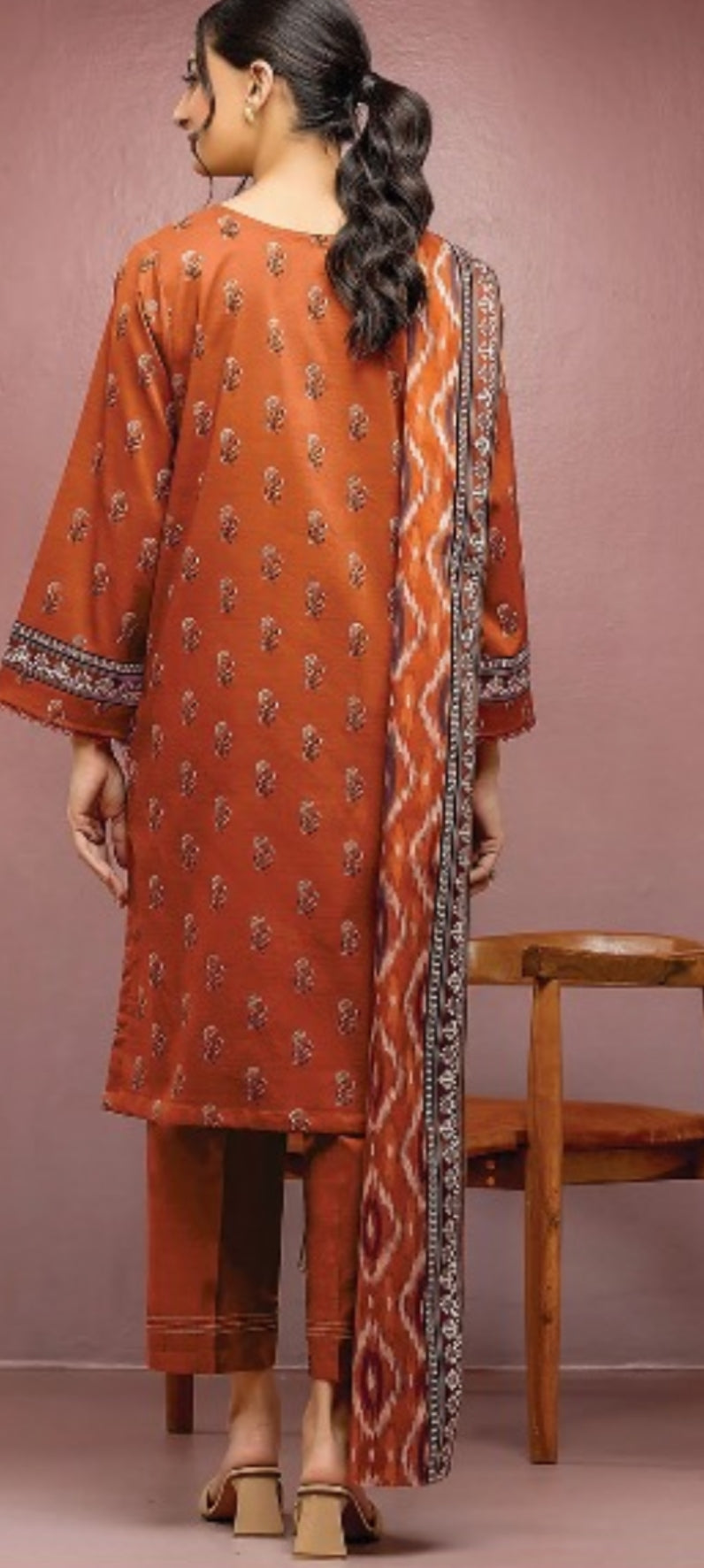 Fancy painted lawn shirt* Fancy lawn voil dubata* *Dyed lawn trouser